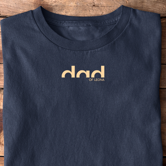 Dad of (Name) personalisiertes T-Shirt